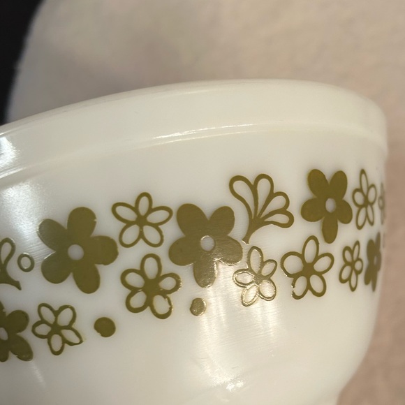 Vintage Pyrex Spring Blossom Crazy Daisy Bowl 402 - Picture 4 of 8